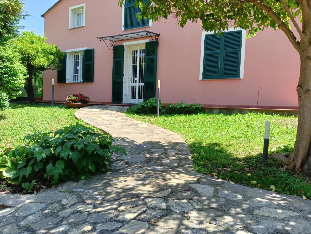 Villetta Con Giardino A Due Passi Dal Mare إمبيريا المظهر الخارجي الصورة